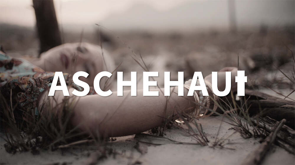 Trailer ASCHEHAUT